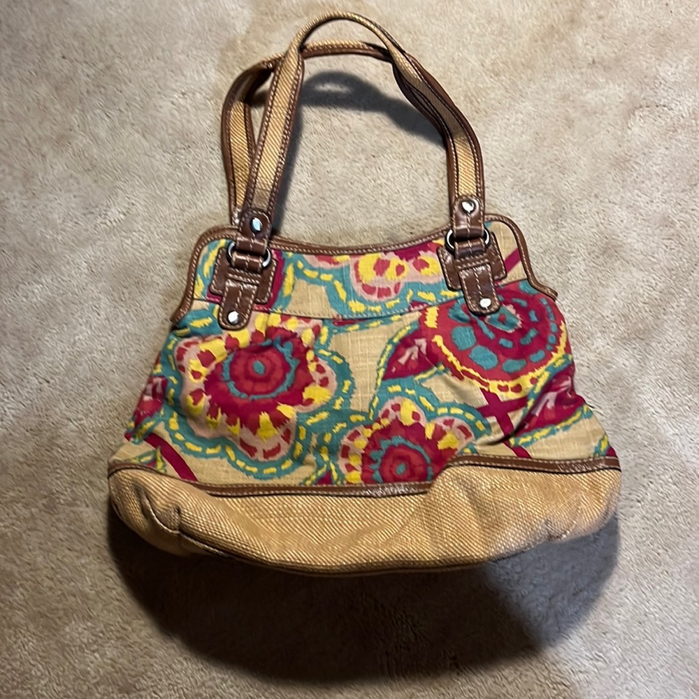 Good condition, multi colored fossil shoulder bag, about 18 x 12 x 4” at base
